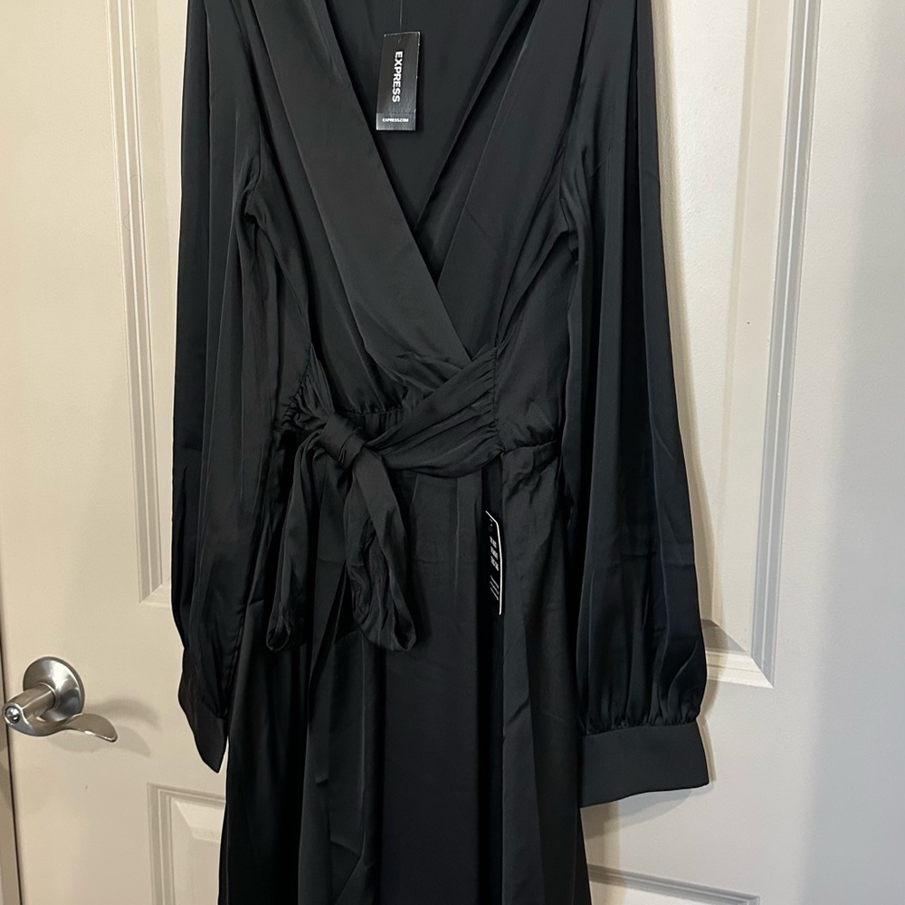 Express Chic Black Wrap Midi Dress with Bishop Sleeves